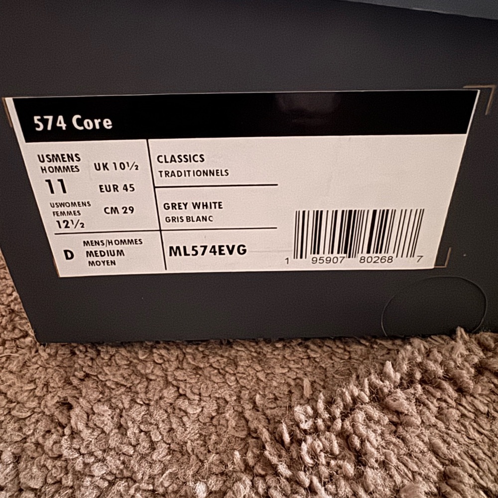 New Balance - Picture 5 of 5